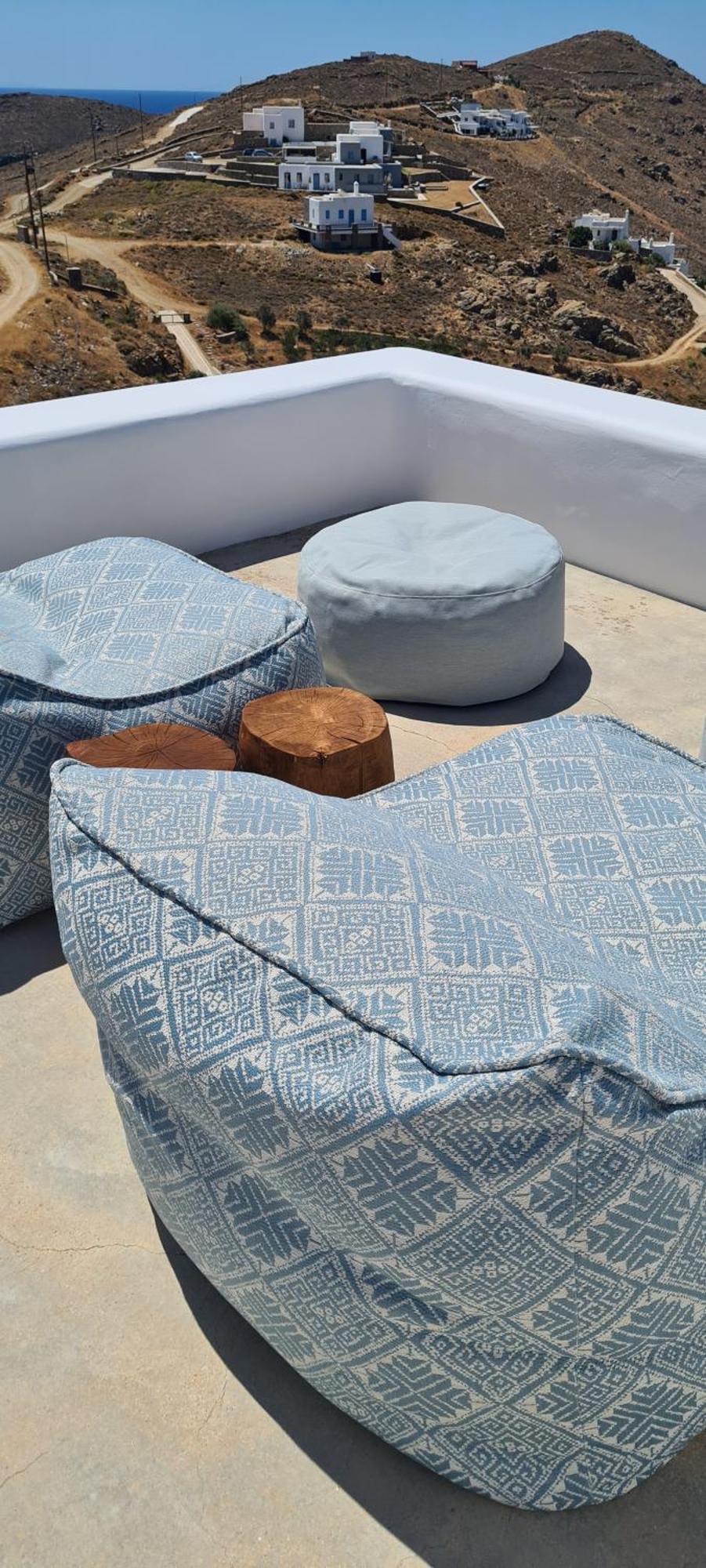 Asteroskoni Of Serifos Livadi  Camera foto